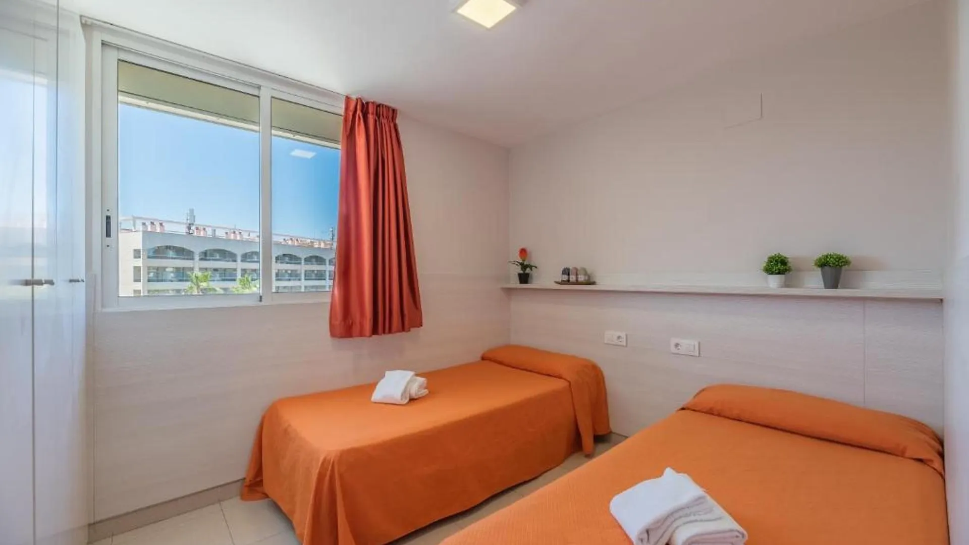 Zahara Rentalmar Salou Apartment