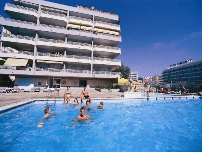 Zahara Rentalmar Salou 0*,  Spain